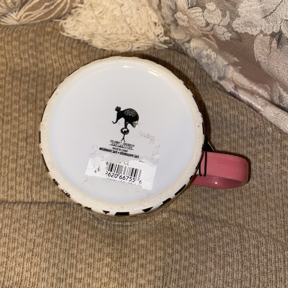 🖤🤍🩷NWT Stay Wild Animal Print w/Kiss 18oz Microwave/Dishwasher Safe Mug - Picture 11 of 12